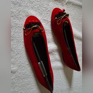 Chic Red Women's Flats with Hollu Bow Detail